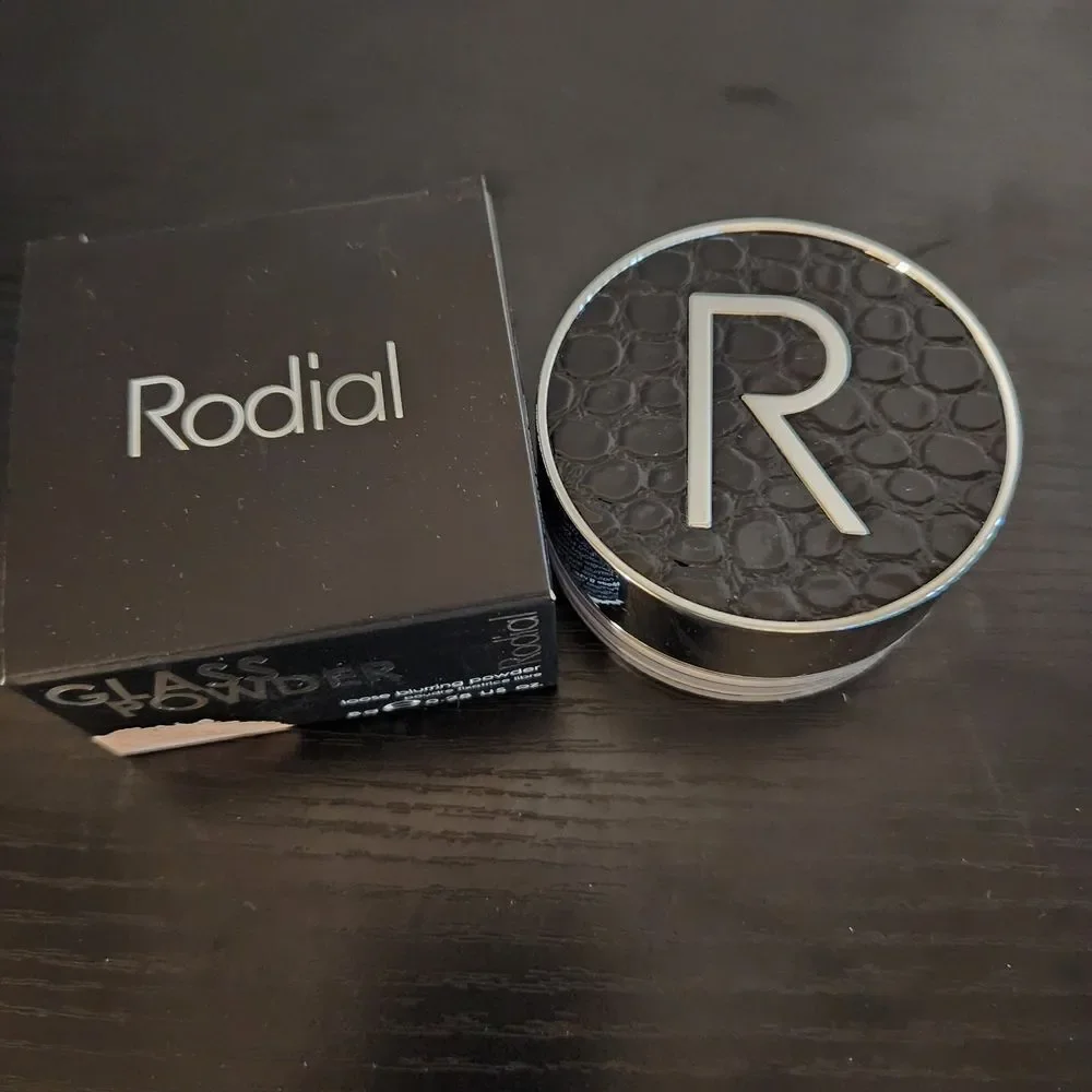 Rodial Glass Powder Loose Blurring Powder 8g, 0.28oz